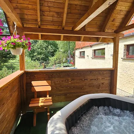 Romanticke House Daniela & Julia Apartman *