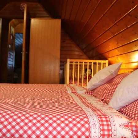 Romanticke House Daniela & Julia Apartment *